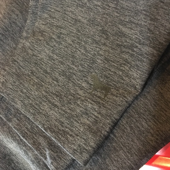 VS Pink Yoga Pants - Picture 6 of 7